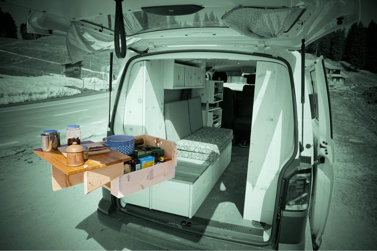 VW Bus Ausbau Aus Arvenholz - Handwerk, Liebe Zum Detail